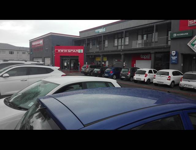140M² RETAIL TO LET IN HEATHFIELD